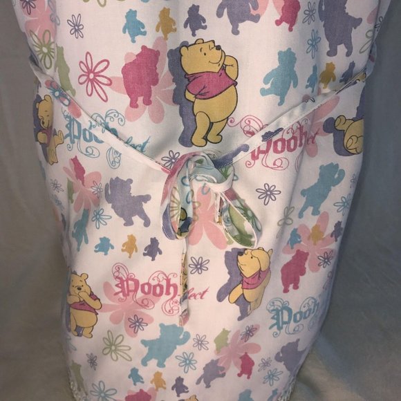 Winnie the Pooh Scrub Wonderful World of Disney Scrub Cross body S Tie Back Pooh - Picture 10 of 12
